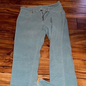 Blanking. Size 29. Never worn. New without tags.